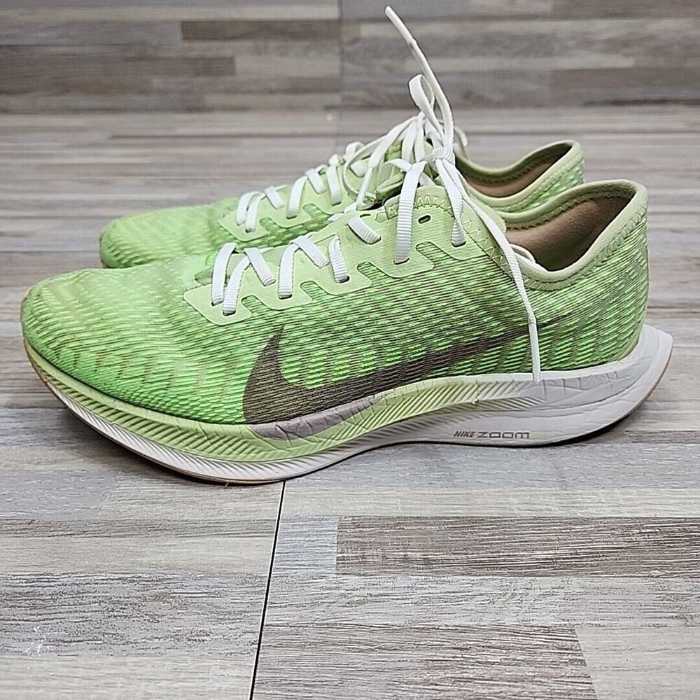 Nike Womens Zoom X Size 10 Lime Green AT8242-300 Running Shoes - Picture 2 of 12